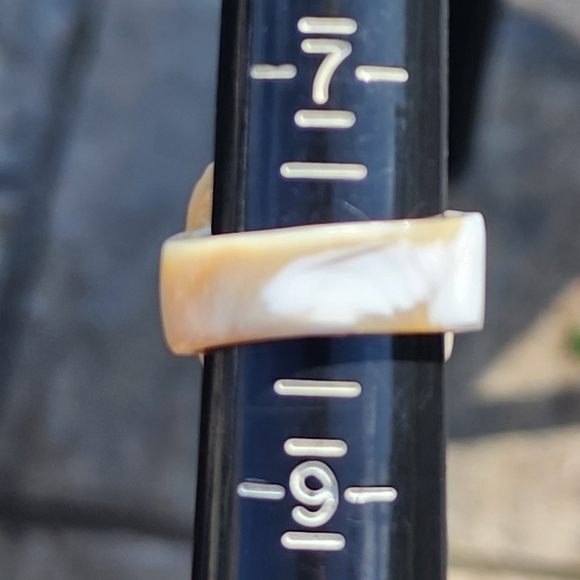 Lot of organic jewelry bone wood mother of pearl shell rings and bracelet - Picture 13 of 16